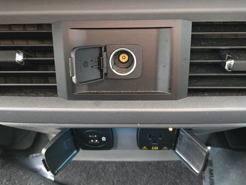 Used 2023 Ford F150 XLT w/ Equipment Group 302A High image 19