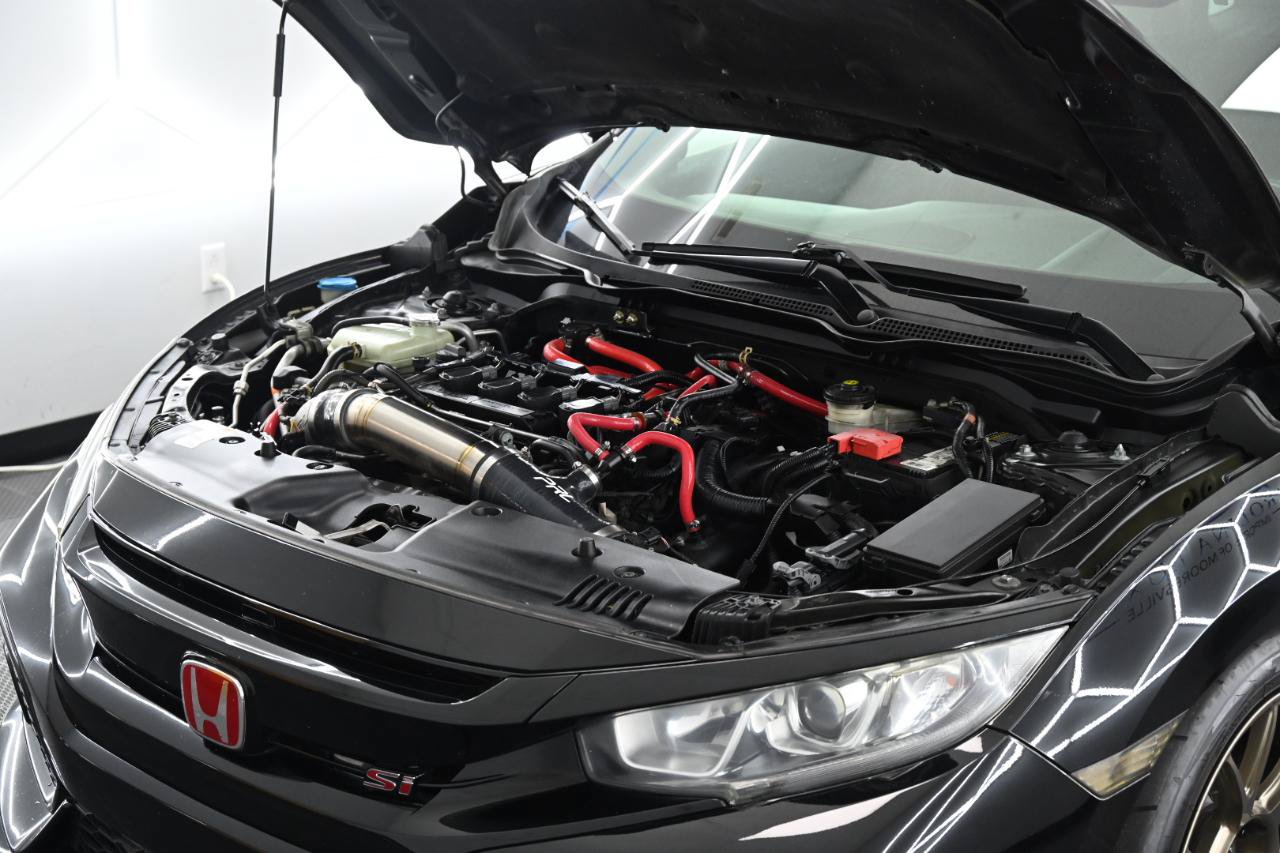 Used 2018 Honda Civic Si image 16