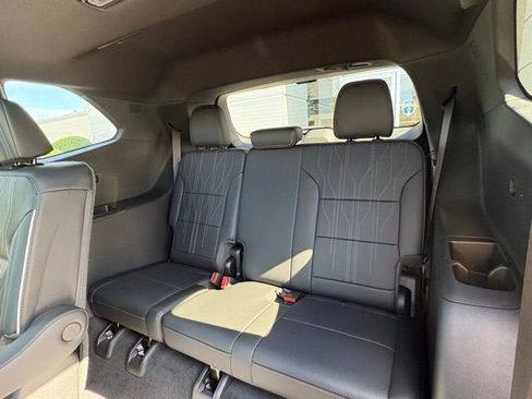 New 2026 Buick Enclave Avenir w/ Super Cruise Package image 18