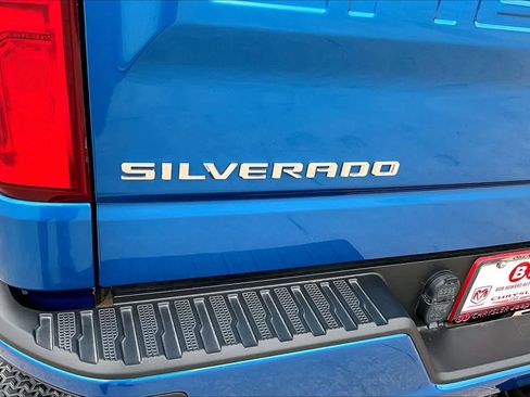 Used 2023 Chevrolet Silverado 1500 RST image 30