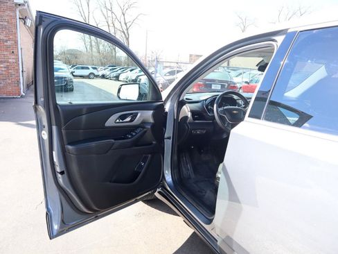 Used 2019 Chevrolet Traverse LT AWD/4WD image 19