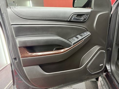 Used 2017 GMC Yukon SLE w/ HD Trailering Package image 7