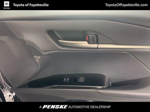 New 2026 Toyota Camry SE image 9