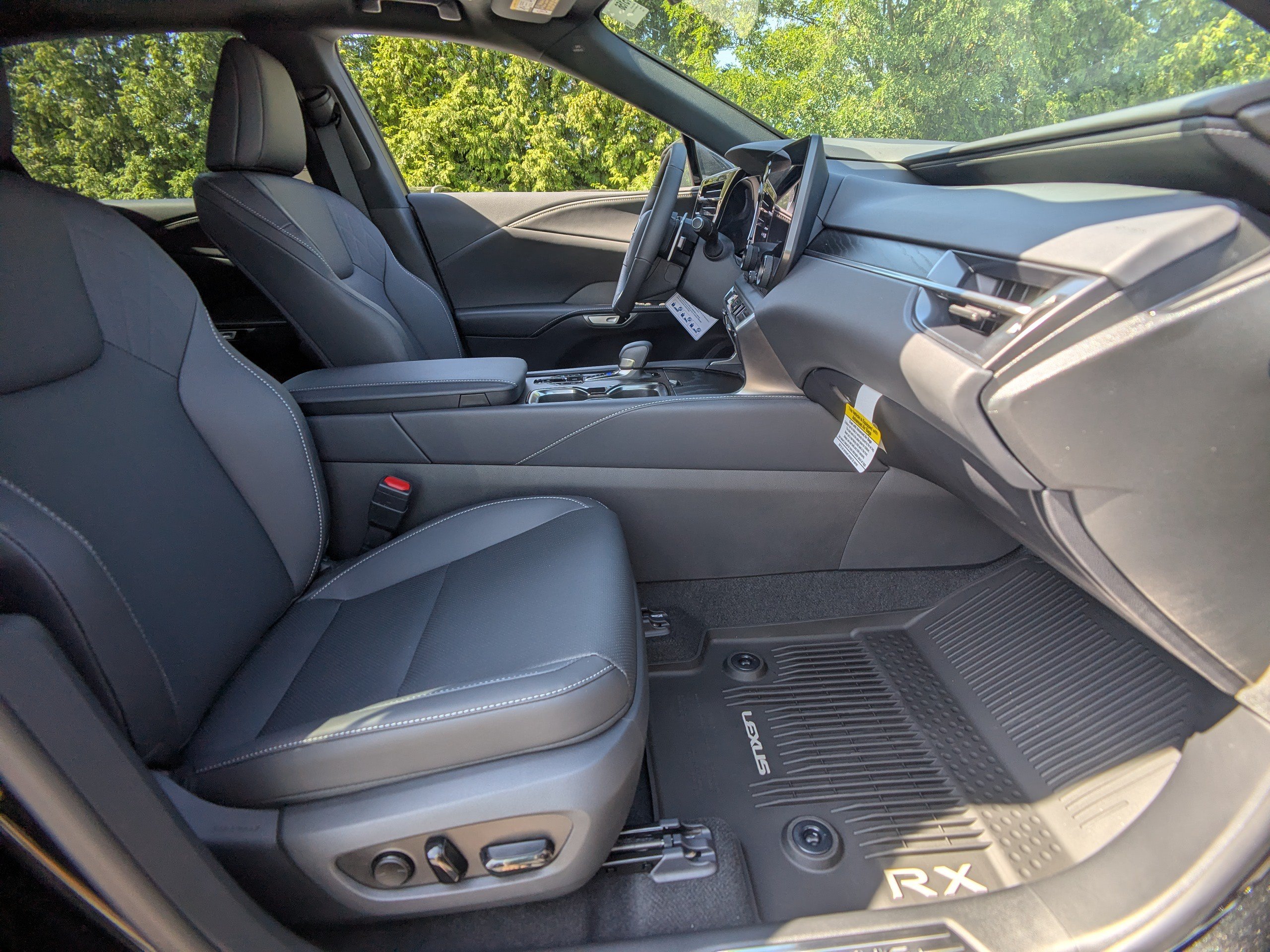 New 2026 Lexus RX 350 Premium w/ Accessory Package (Z1) AWD/4WD image 9