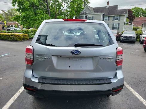 Used 2016 Subaru Forester 2.5i AWD/4WD image 4