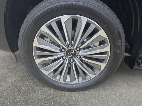 Used 2026 INFINITI QX80 Luxe AWD/4WD image 31