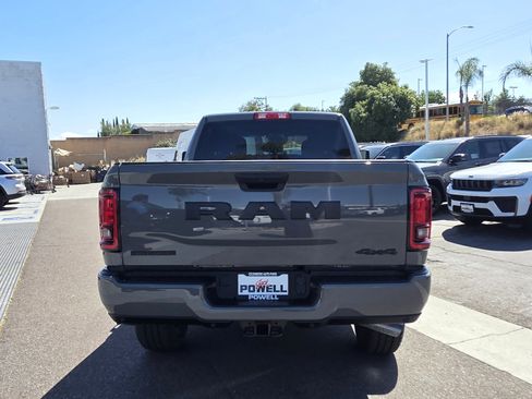 New 2026 RAM 3500 Big Horn AWD/4WD image 4