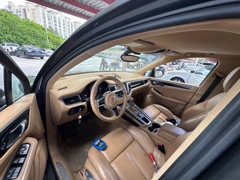 Used 2015 Porsche Macan S AWD/4WD image 5
