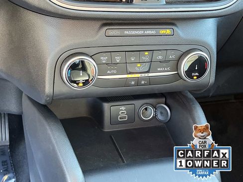 Used 2025 Ford Escape Active image 30