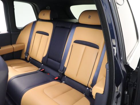 New 2026 Rolls-Royce Cullinan image 24