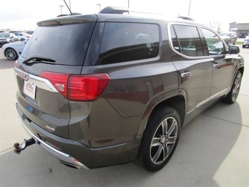 Used 2019 GMC Acadia Denali w/ Technology Package image 7