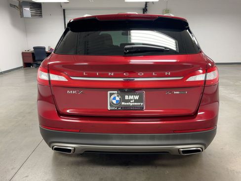 Used 2016 Lincoln MKX Reserve w/ Luxury Package image 10