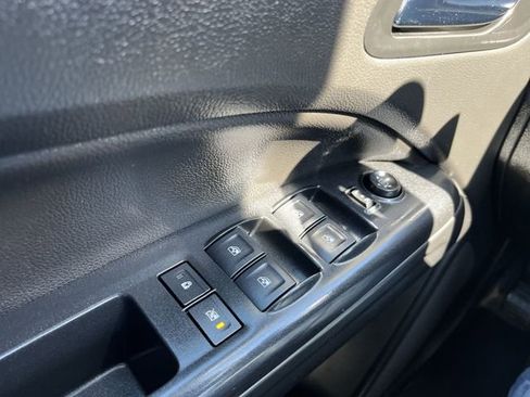 Used 2021 GMC Canyon AT4 w/ Trailering Package AWD/4WD image 16