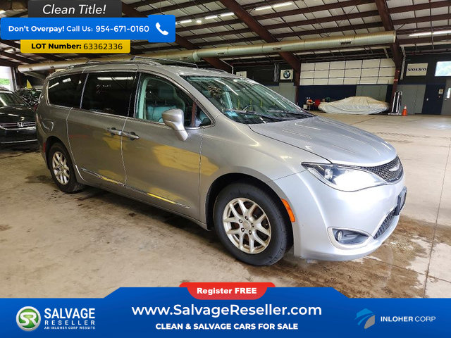 Used 2020 Chrysler Pacifica Touring-L FWD image 5