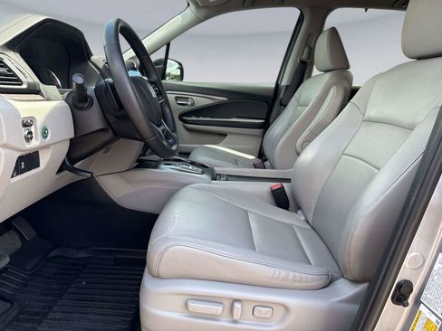 Certified 2021 Honda Pilot Special Edition image 23