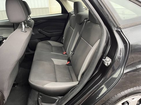 Used 2012 Ford Focus SE image 10