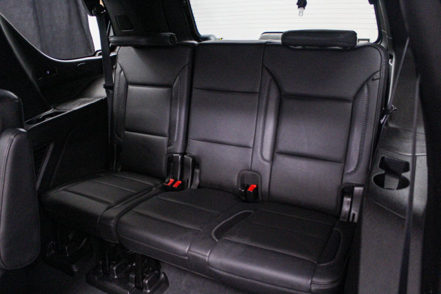 Certified 2021 GMC Yukon Denali w/ Denali Premium Package AWD/4WD image 15