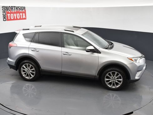 Used 2017 Toyota RAV4 Limited FWD image 27