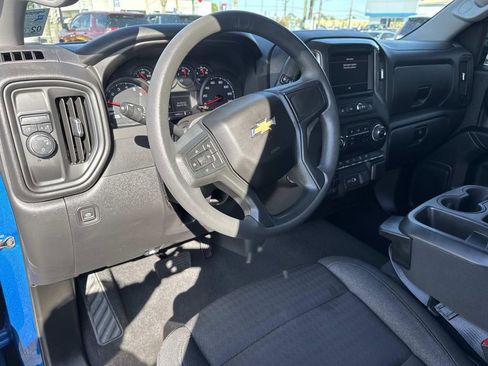 Certified 2024 Chevrolet Silverado 1500 Custom image 19