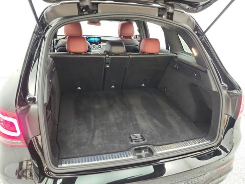 Used 2022 Mercedes-Benz GLC 300 image 22