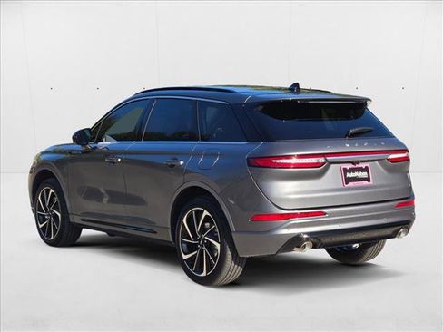 New 2025 Lincoln Corsair Grand Touring image 7