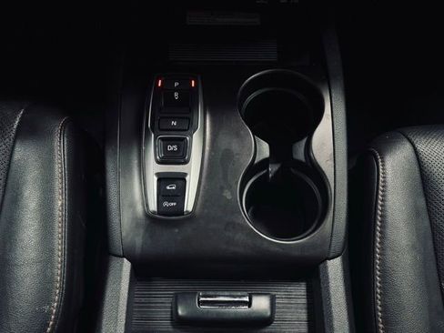 Used 2022 Honda Pilot TrailSport image 32