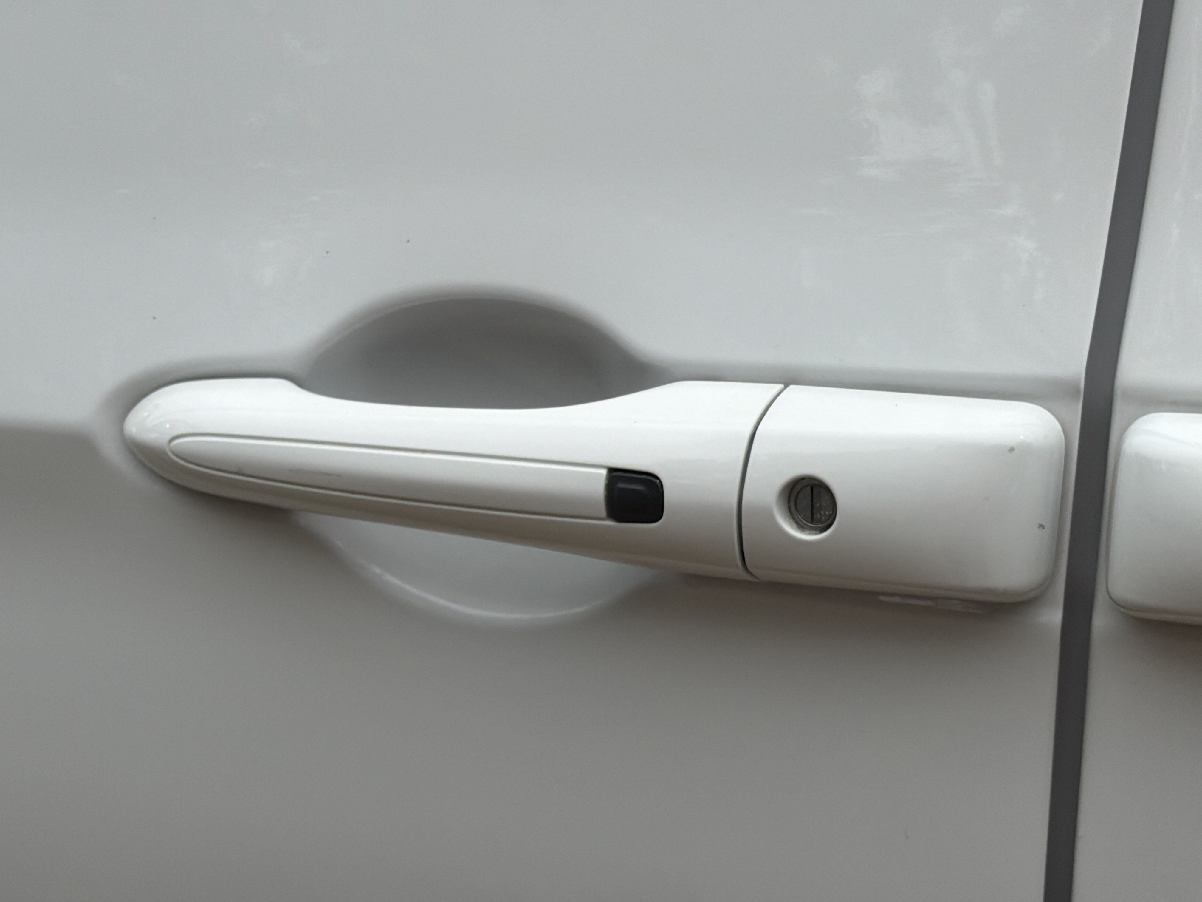 Used 2024 Chrysler Pacifica Touring-L FWD image 33