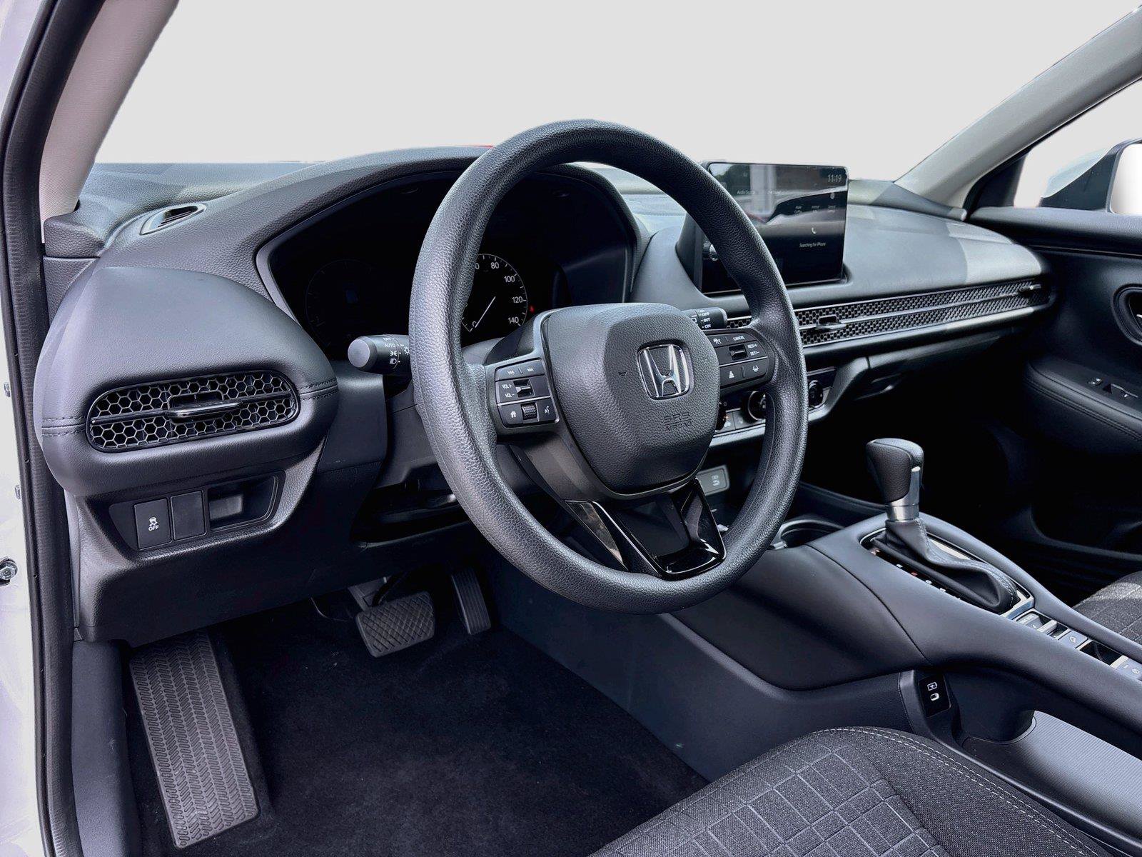 Certified 2027 Honda HR-V LX image 10