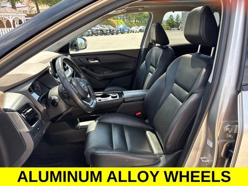 Used 2023 Nissan Rogue SL w/ SL Premium Package AWD/4WD image 10