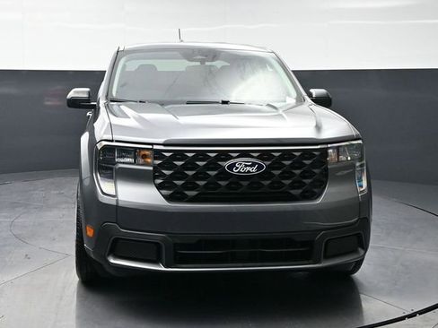 Used 2025 Ford Maverick XLT image 2