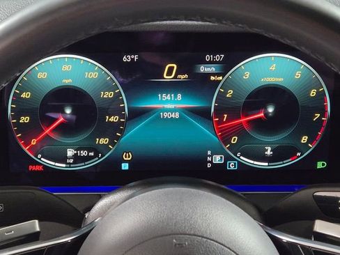 Used 2023 Mercedes-Benz E 350 Sedan image 33