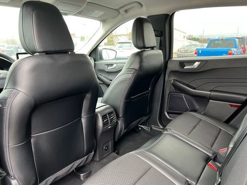 New 2024 Ford Escape SE FWD image 27