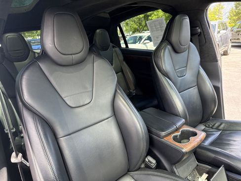 Used 2017 Tesla Model X 90D AWD/4WD image 28