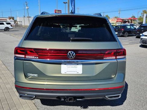New 2026 Volkswagen Atlas SE image 10