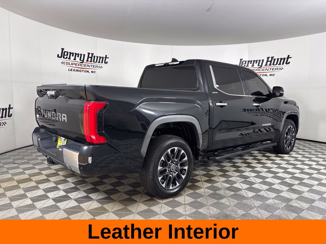 Used 2023 Toyota Tundra Limited w/ Power Package AWD/4WD image 6