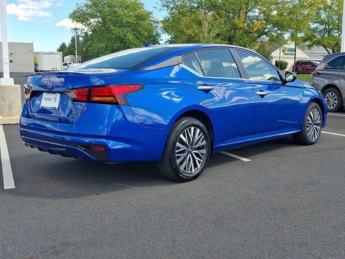 Used 2025 Nissan Altima 2.5 SV AWD/4WD image 6