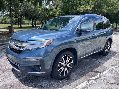 Used 2020 Honda Pilot Touring image 2