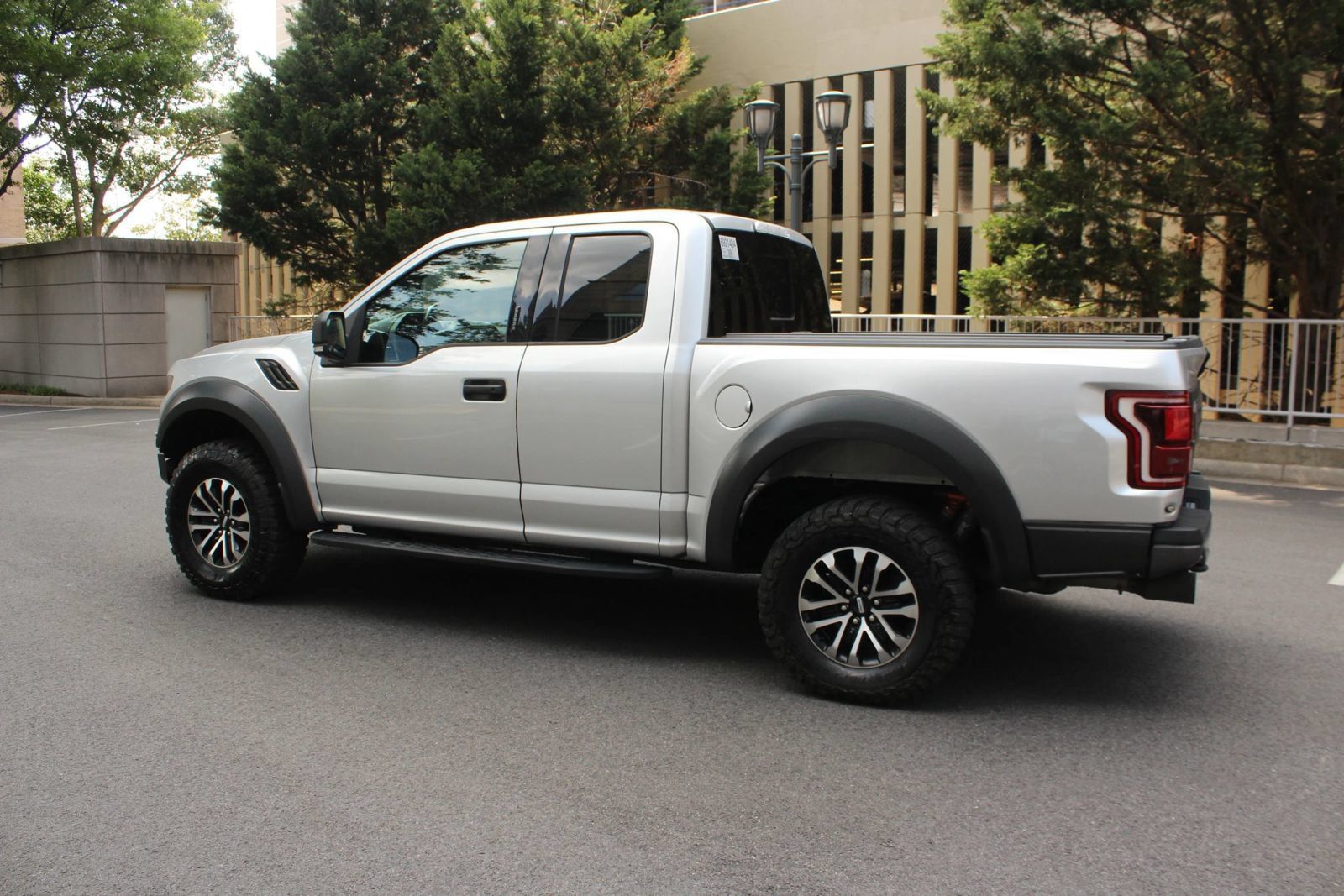 Used 2019 Ford F150 Raptor w/ Equipment Group 801A Mid AWD/4WD image 9