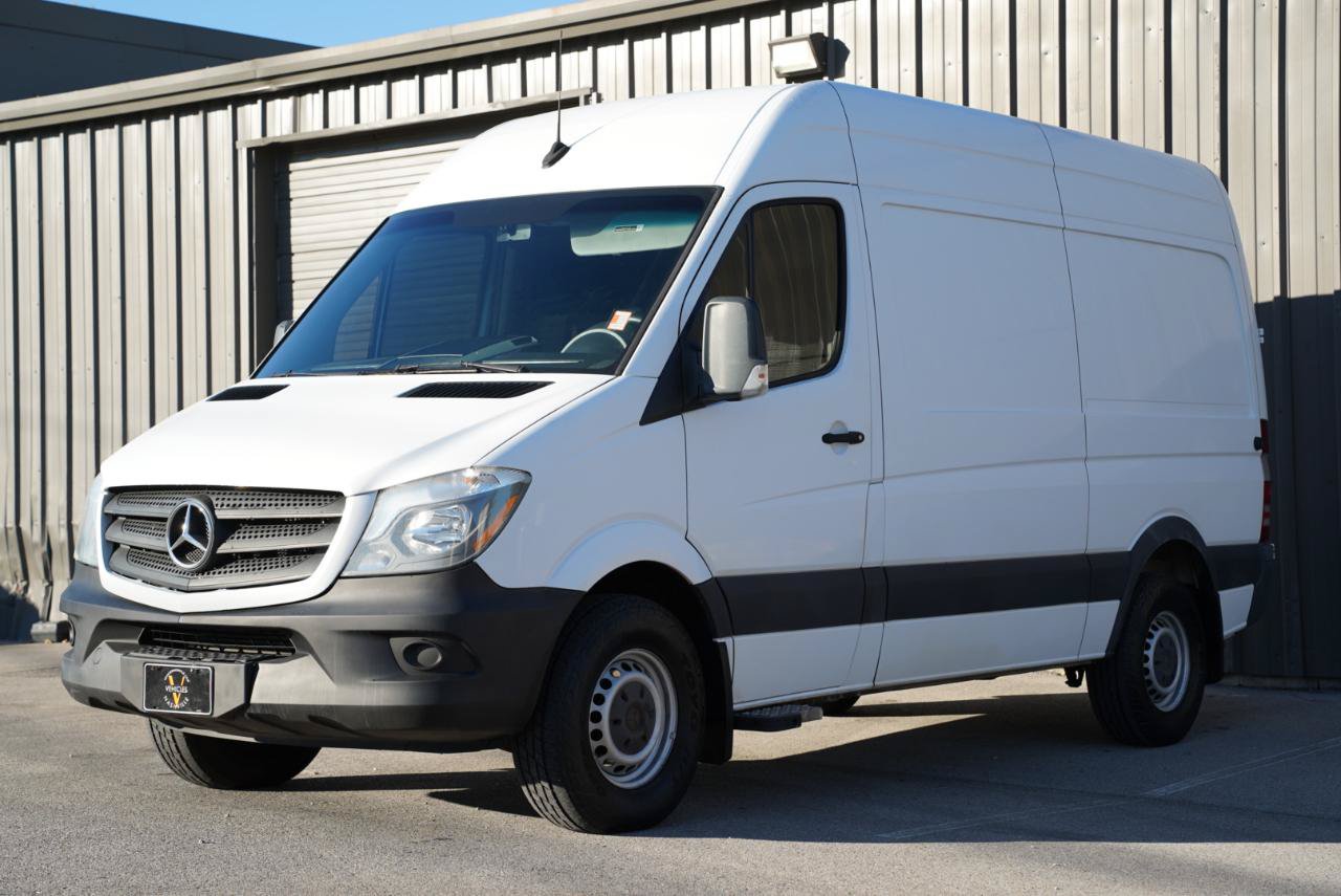 Used 2018 Mercedes-Benz Sprinter 2500 image 4