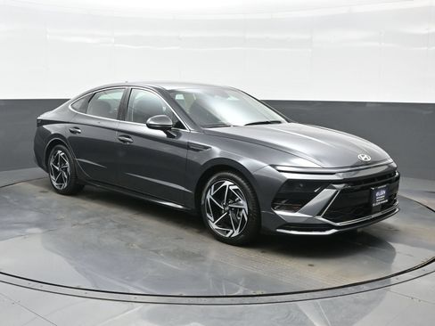 Used 2026 Hyundai Sonata SEL AWD/4WD image 8