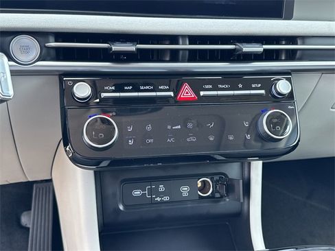 New 2026 Hyundai Tucson Limited image 25