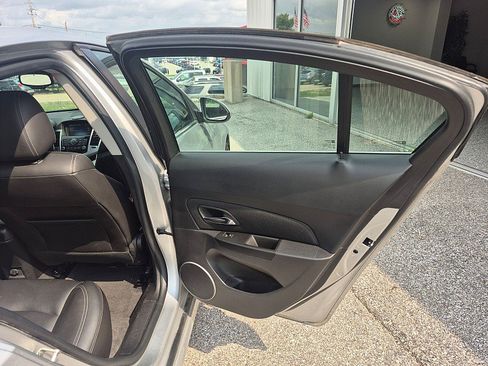 Used 2014 Chevrolet Cruze LT w/ Sun, Sound and Sport Package FWD image 25