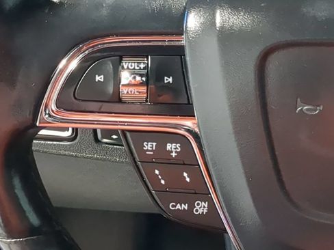 Used 2020 Lincoln Navigator Reserve w/ Equipment Group 208A Reserve AWD/4WD image 29