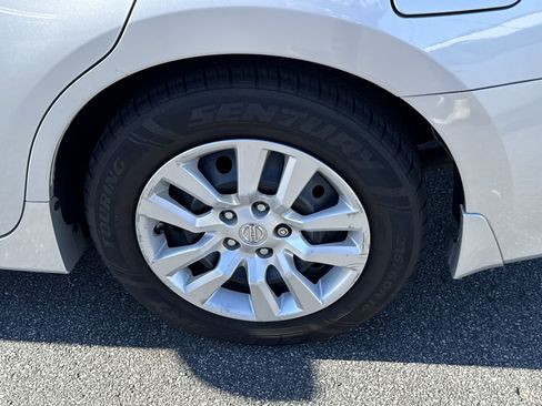 Used 2017 Nissan Altima 2.5 S w/ Power Driver Seat Package image 13