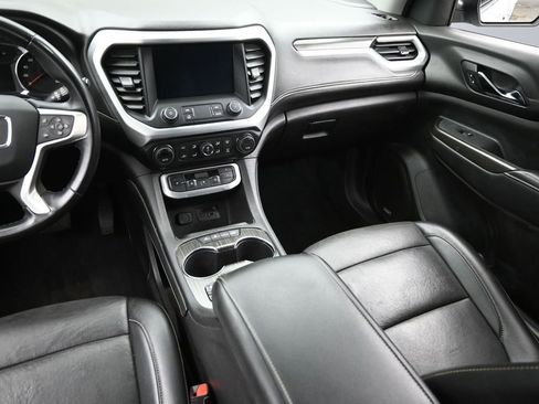 Used 2023 GMC Acadia SLT image 15