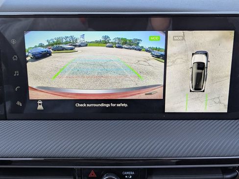 Used 2025 Nissan Kicks SR FWD image 26