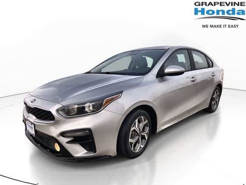 Used 2021 Kia Forte LXS image 1