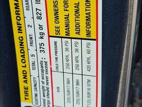 Used 2019 Ford Fusion SE FWD image 15