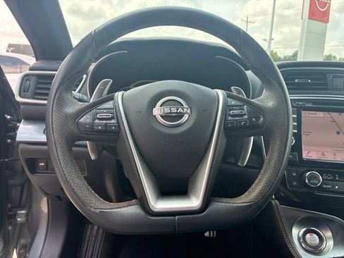 Used 2023 Nissan Maxima SR w/ Sport Mat Group FWD image 22