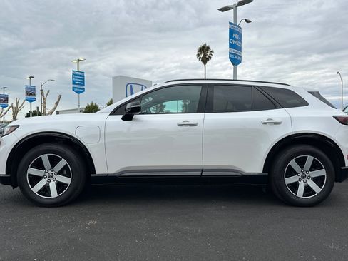 Used 2024 Honda Prologue Touring image 2
